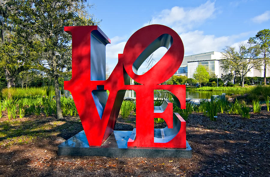 Robert Indiana's "LOVE" found in City Park's Sculpture Garden